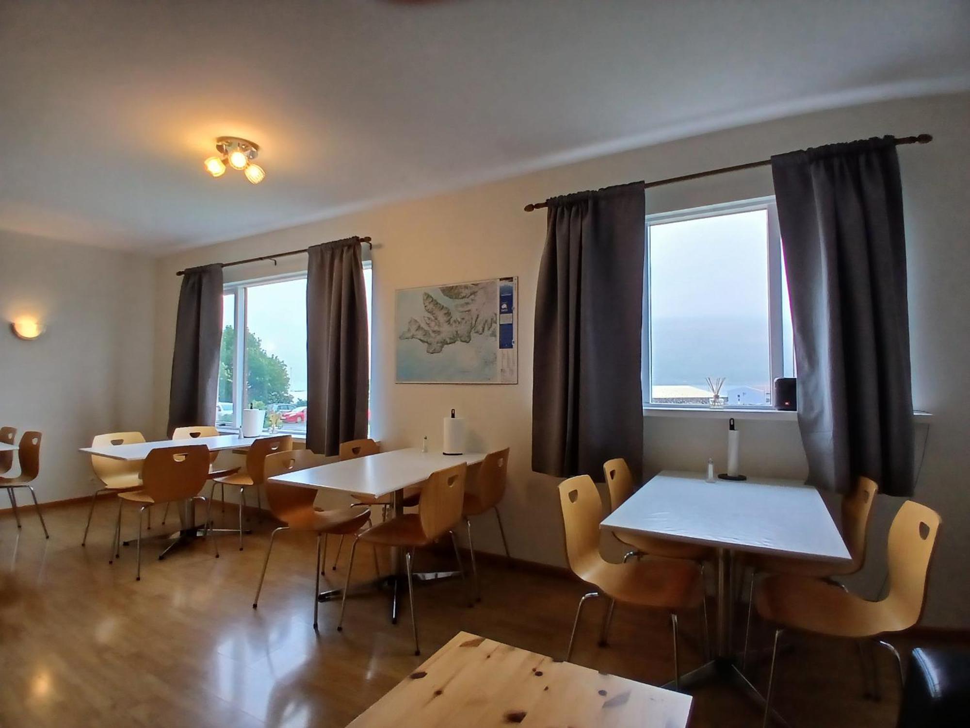 Guesthouse Talknafjoerthur Екстериор снимка